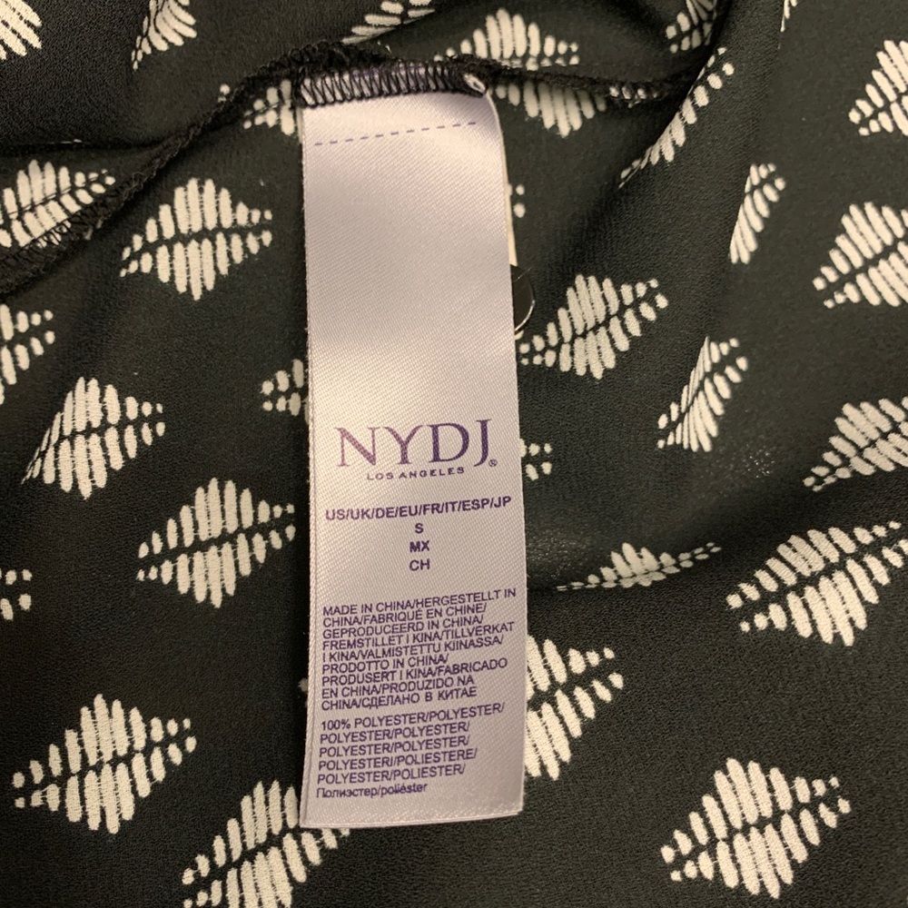 NYDJ Boho Tribal Peasant Blouse EUC - Picture 8 of 8